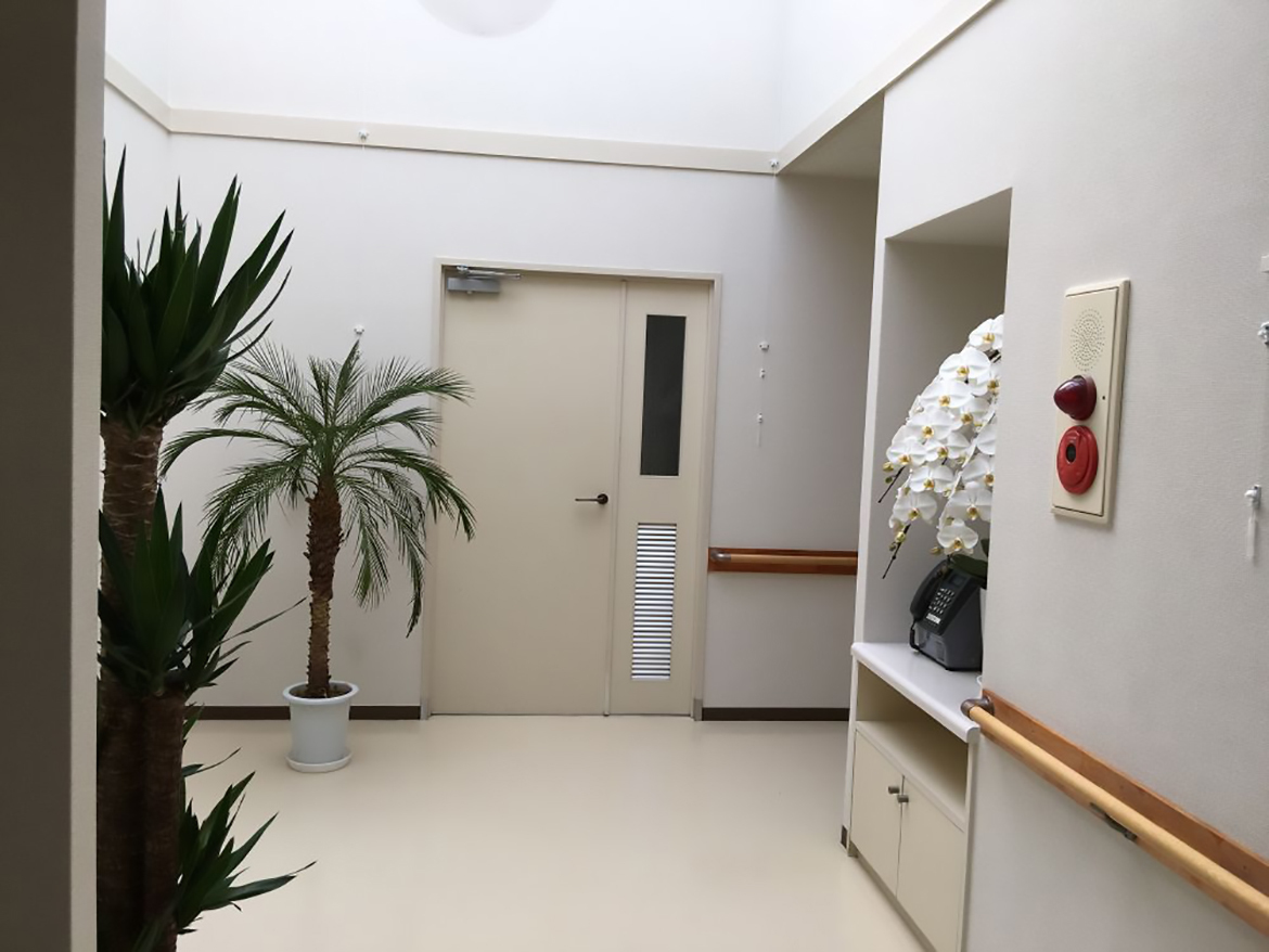 半谷医院　玄関